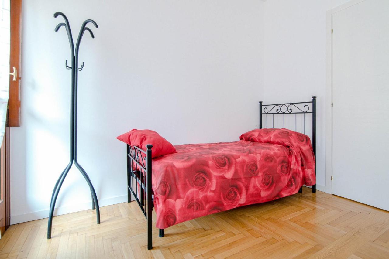 Dodo Red - The House Of Travelers Apartment Como Exterior photo