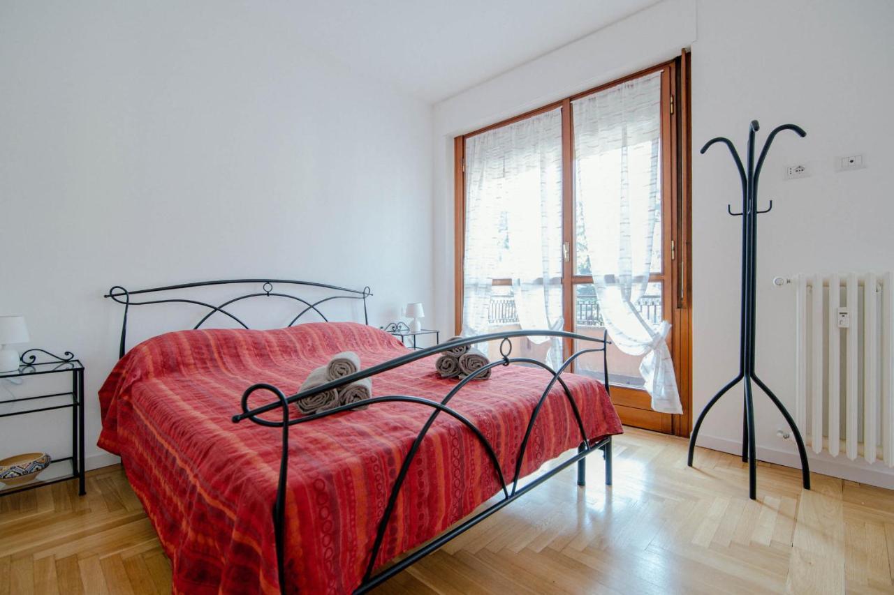 Dodo Red - The House Of Travelers Apartment Como Exterior photo